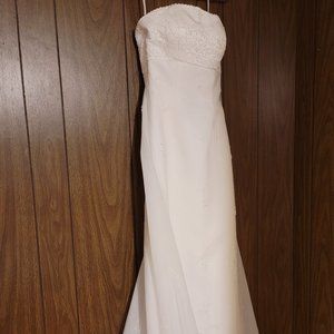 Ladies Private Collection Wedding Dress White